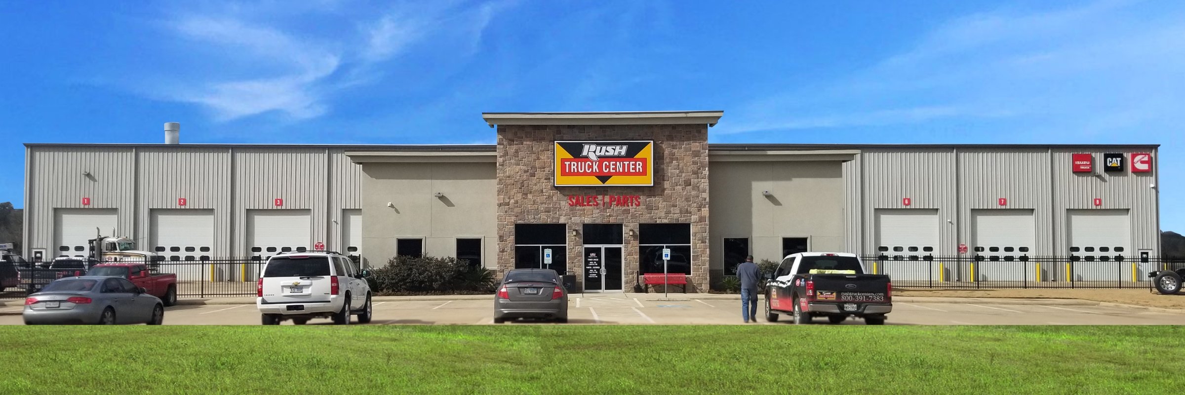 Rush Truck Centers – College Station Exterior