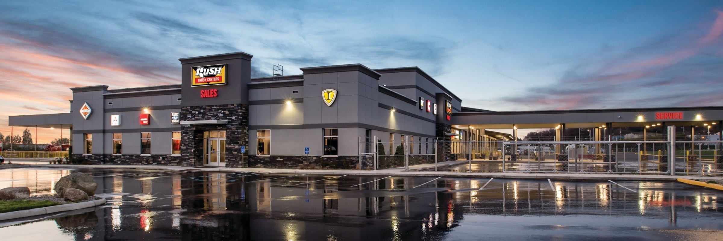 Rush Truck Centers – Cincinnati exterior